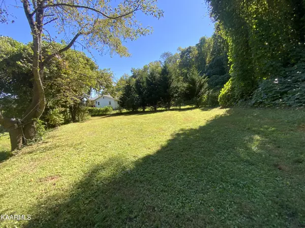 Rocky Top, TN 37769,319 Butcher LN