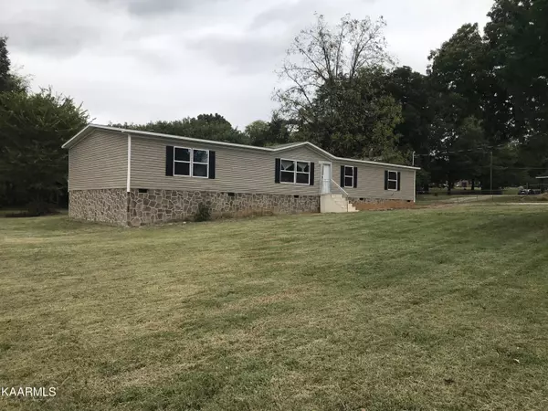 552 Circle St, Madisonville, TN 37354