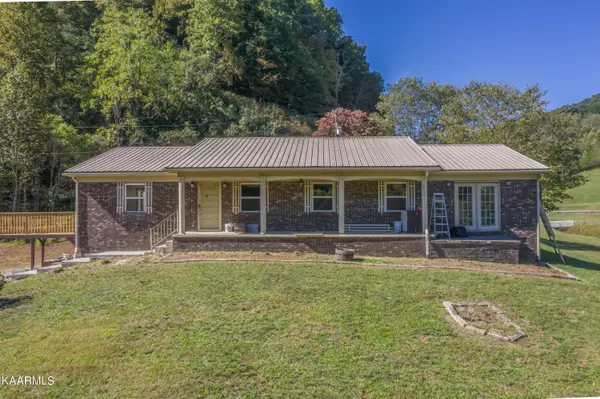 Sneedville, TN 37869,180 Creed LN