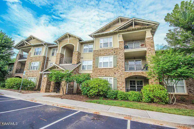 1106 Tree Top WAY #APT 1521, Knoxville, TN 37920