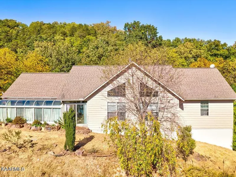 553 Channel Point DR, Mooresburg, TN 37811