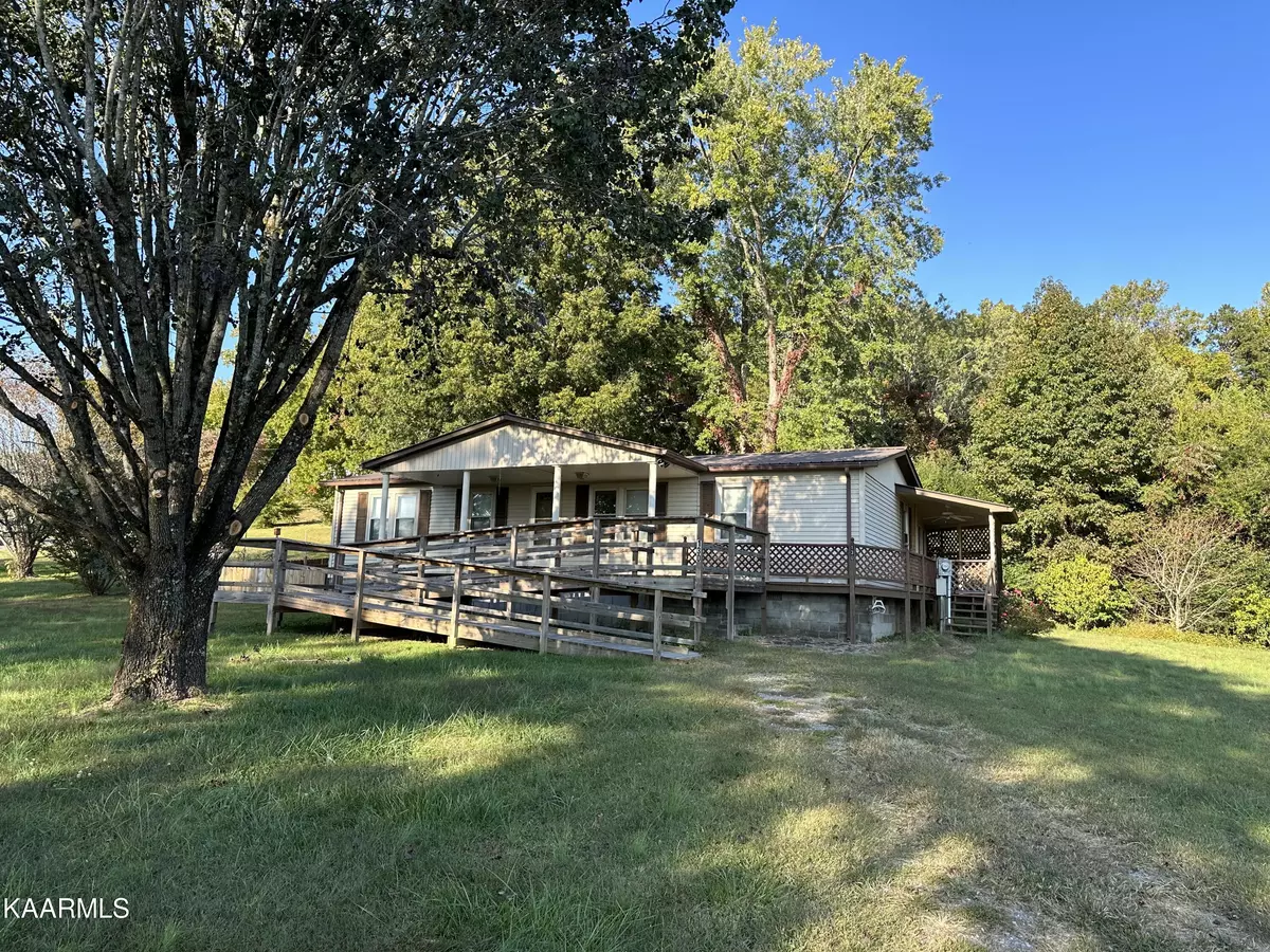 Oliver Springs, TN 37840,130 Beauty Box Rd