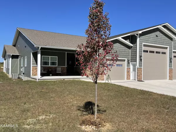 533 Holly Tree DR, Crossville, TN 38555