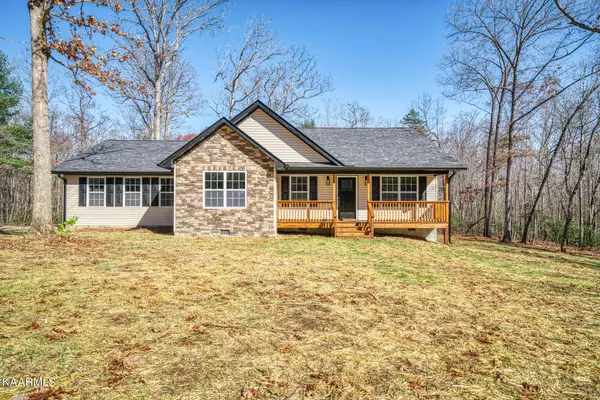 85 Robert Beaty Rd, Jamestown, TN 38556