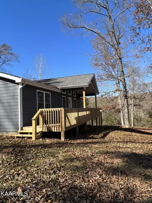 Lafollette, TN 37766,140 Doe Crossing