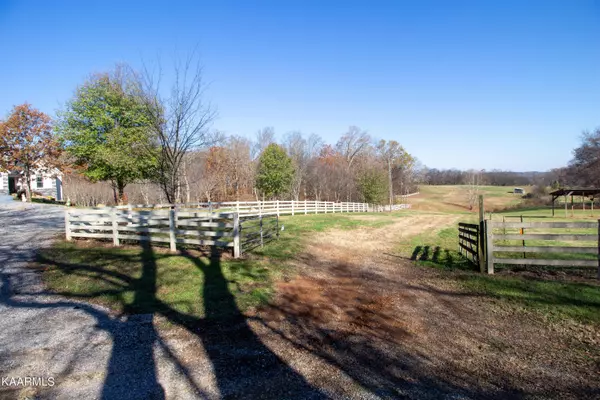 Sevierville, TN 37876,1354 Old Red LN