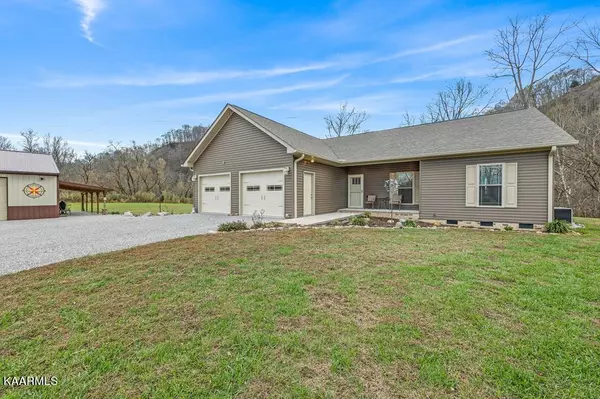 Celina, TN 38551,557 Hiawassee Ln