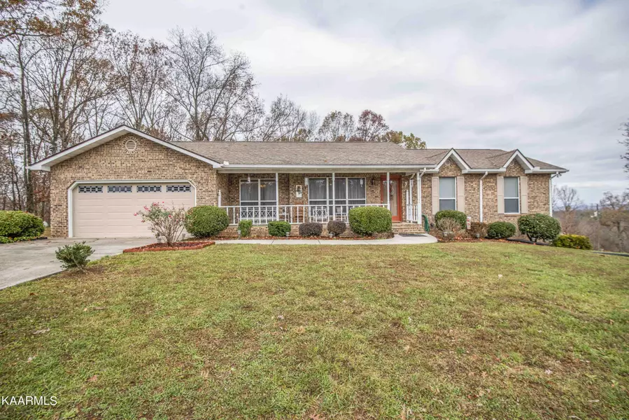 471 Casey LN, Strawberry Plains, TN 37871