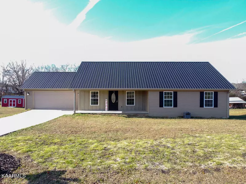 111 County Road 347, Sweetwater, TN 37874