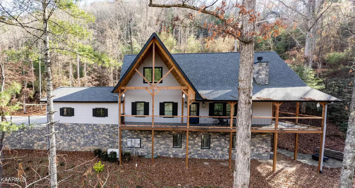 484 Chetola Trail, Townsend, TN 37882