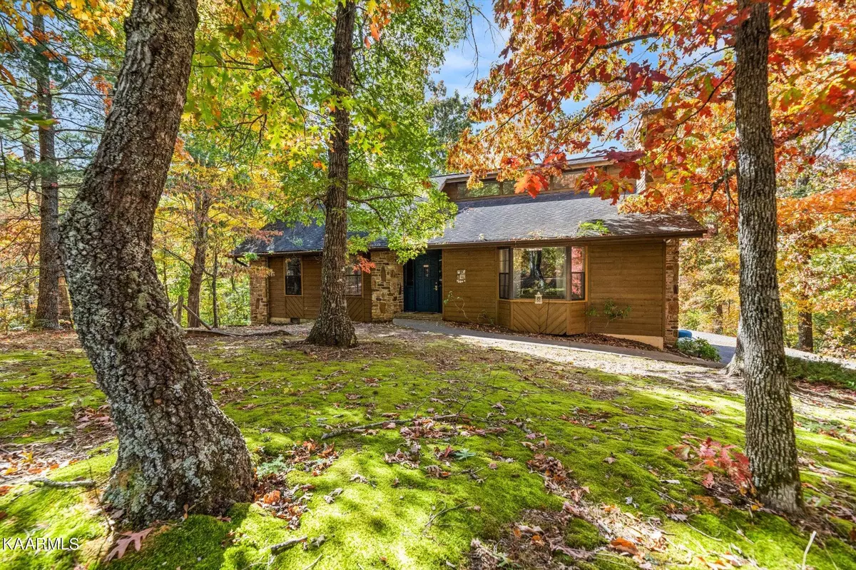 Pigeon Forge, TN 37863,632 Country Oaks DR