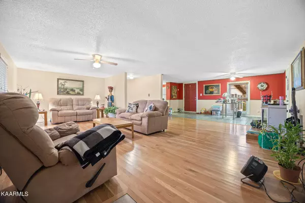 Smithville, TN 37166,583 Medlen Lane