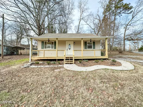 162 Northwestern Ave, Oak Ridge, TN 37830