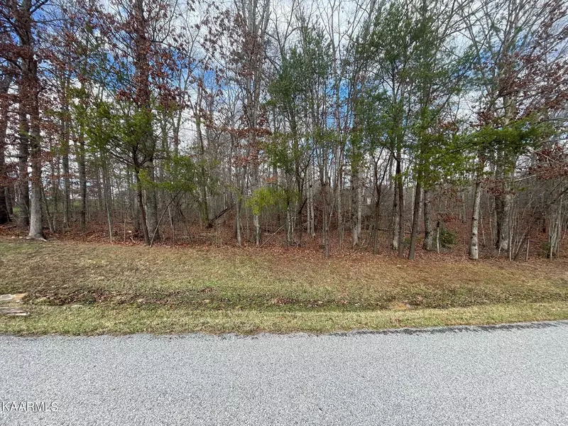 Golf Club LN, Crossville, TN 38571