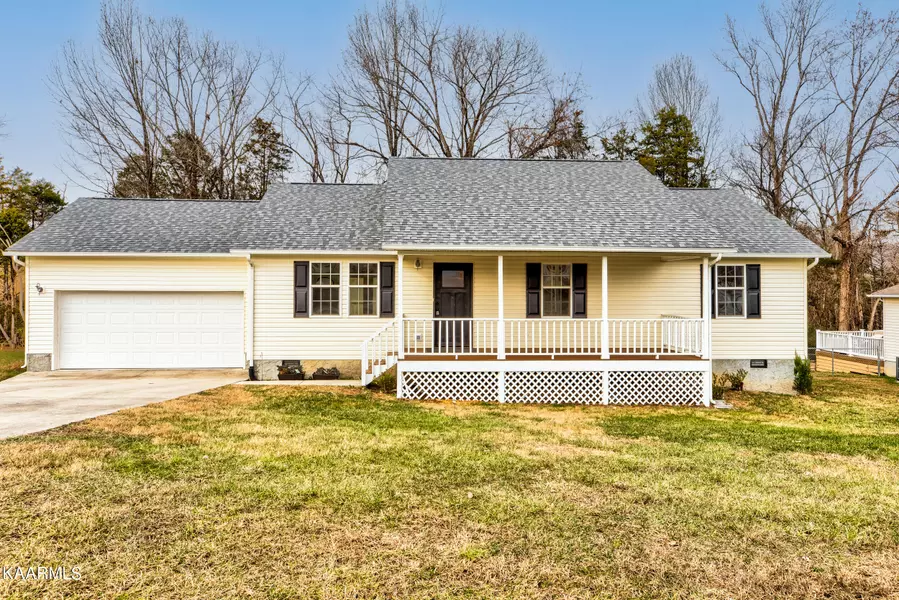 259 Clover CIR, Jacksboro, TN 37757