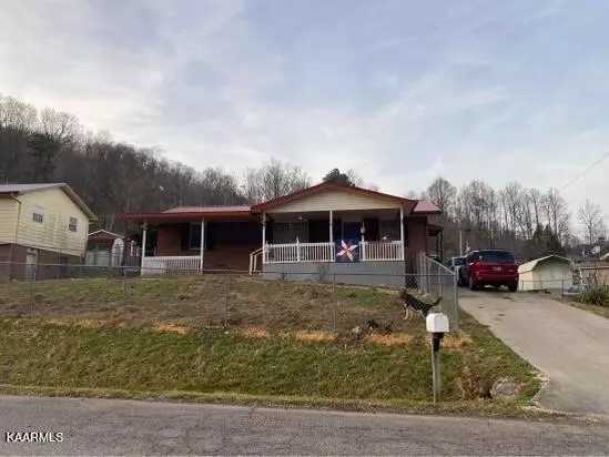 Jellico, TN 37762,406 Douglas LN