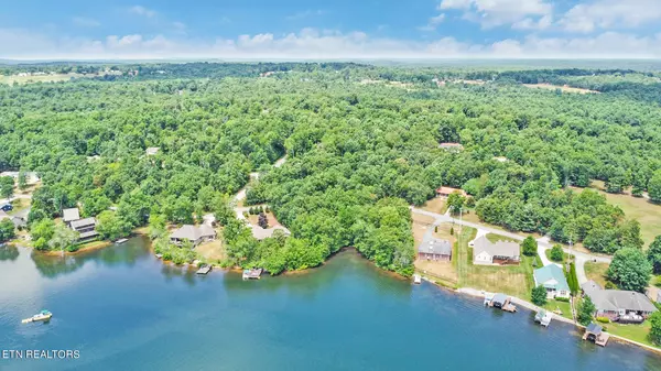 Crossville, TN 38572,8735, 8739 Cherokee Tr