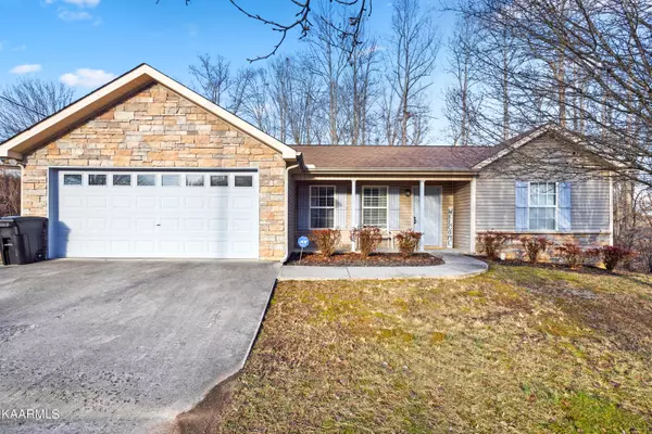 7021 Eddie Kimbell LN, Powell, TN 37849