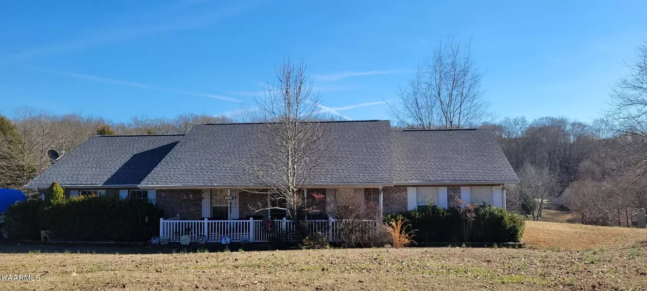 1049 Little Dogwood Rd, Kingston, TN 37763