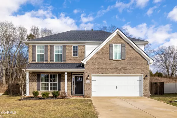 10504 Club Car LN, Knoxville, TN 37932