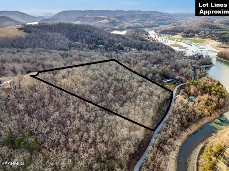 Lot 243 Tanzanite Tr, New Tazewell, TN 37825