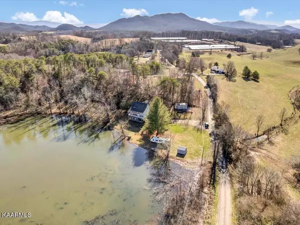 2454 Scott Pond Rd, Parrottsville, TN 37843