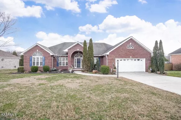 260 Preston CIR, Jacksboro, TN 37757