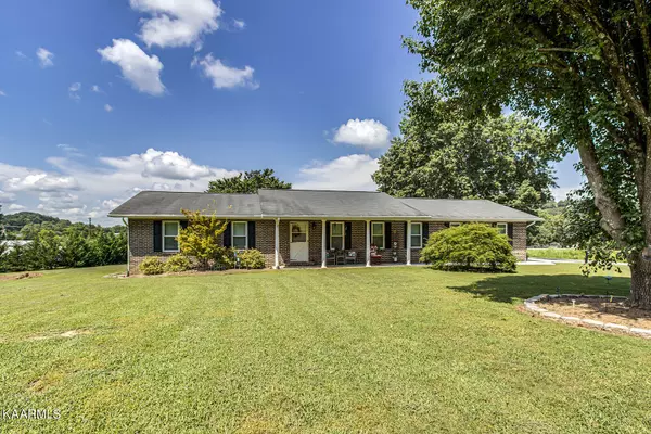 224 Northview DR, Lenoir City, TN 37771