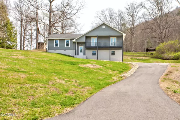 246 Mountain Ave, Townsend, TN 37882