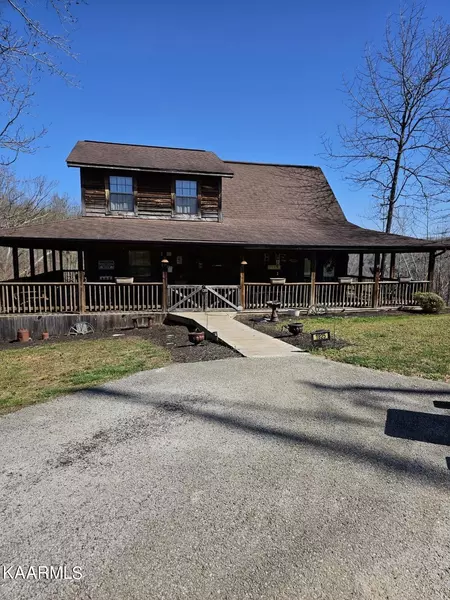 1825 Glass House Rd, Helenwood, TN 37755