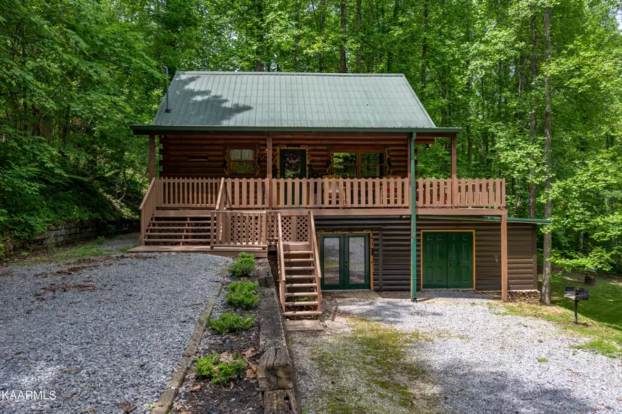 3444 Manis Rd, Sevierville, TN 37862