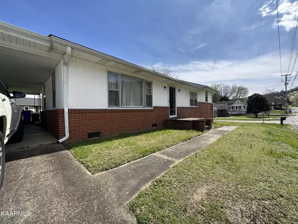 Rocky Top, TN 37769,1021 Jacksboro Ave