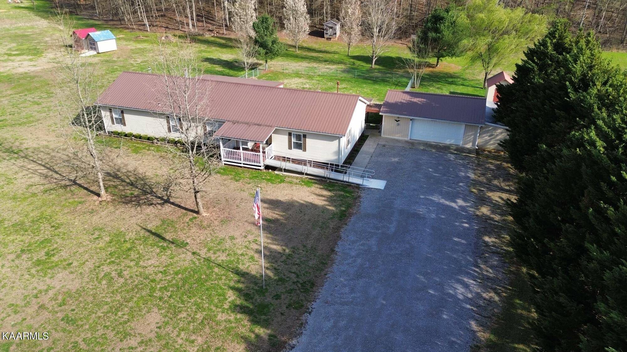 Tellico Plains, TN 37385,211 Baker Farm Rd