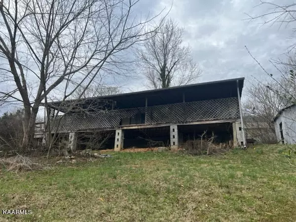 409 21st St, Lafollette, TN 37766