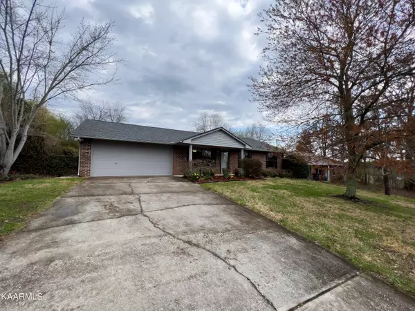 6010 Bridge Garden Rd, Knoxville, TN 37912