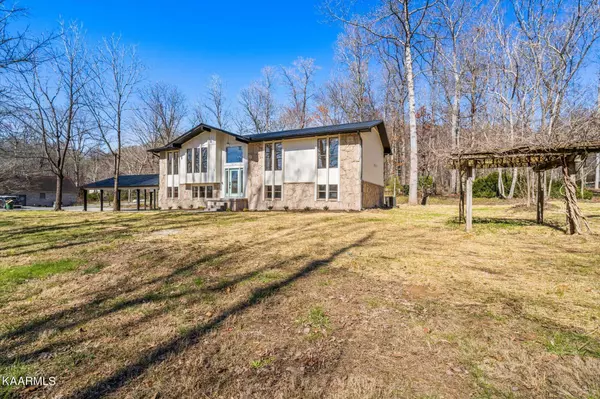 9706 McElhaney DR, Corryton, TN 37721