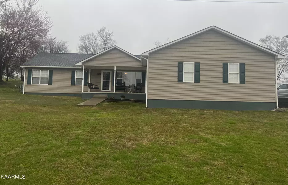 1138 Swan Pond Circle Rd, Harriman, TN 37748