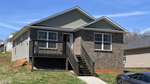 1725 Watauga St, Sevierville, TN 37876