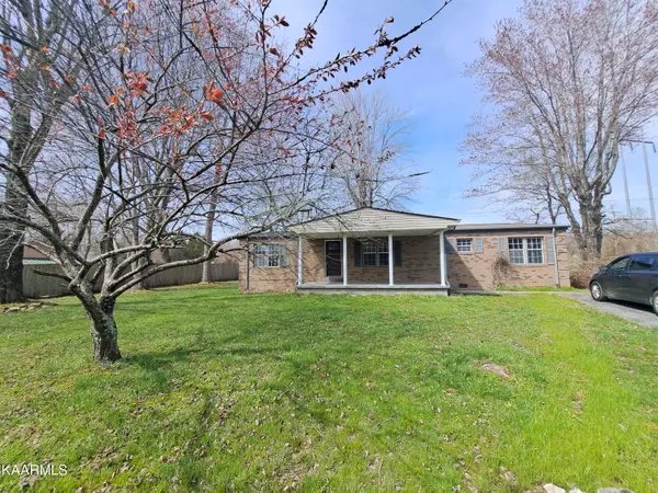 137 Caboose LN, Oneida, TN 37841