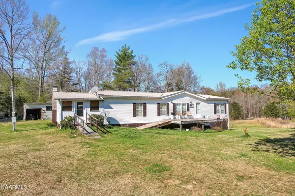 105 Massingale Rd, Tellico Plains, TN 37385