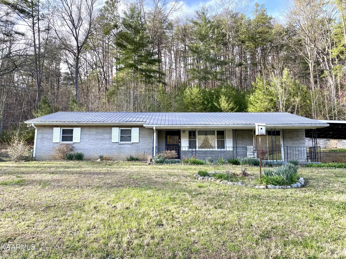 Tellico Plains, TN 37385,356 Steer Creek Rd