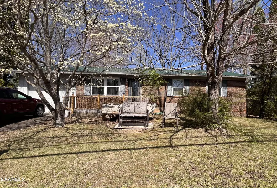 5317 Foxwood Rd, Knoxville, TN 37921