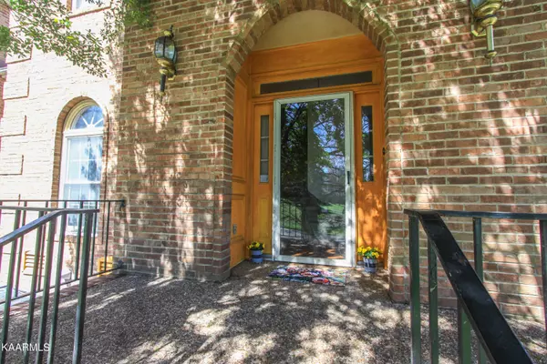 7821 Webster DR,  Knoxville,  TN 37938