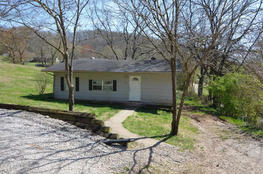 408 Hassler Mill Rd, Harriman, TN 37748