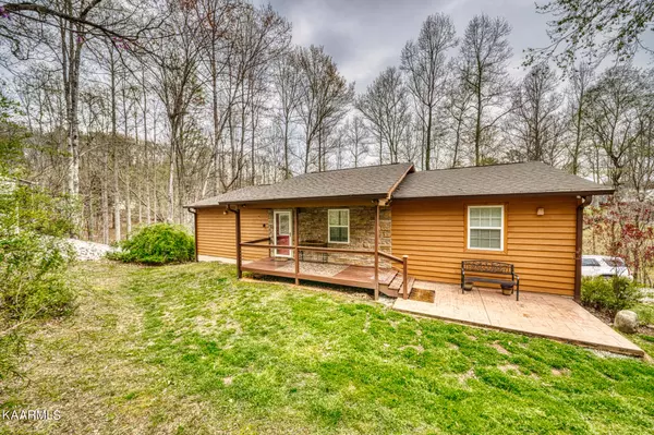 1185 Big creek Rd, Lafollette, TN 37766