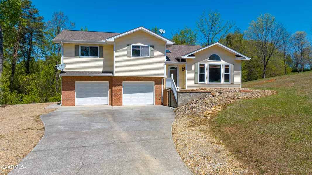 3230 Four M CIR, Kodak, TN 37764