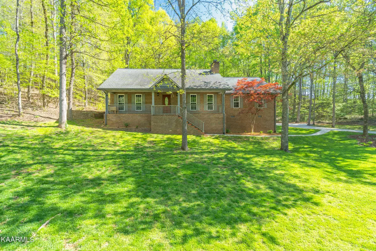 Louisville, TN 37777,3848 Dovefield CT