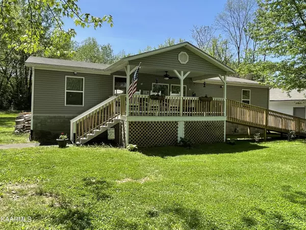 154 Andys Ridge Rd, Rocky Top, TN 37769