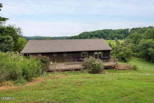 Lenoir City, TN 37771,151 Scenic View LN