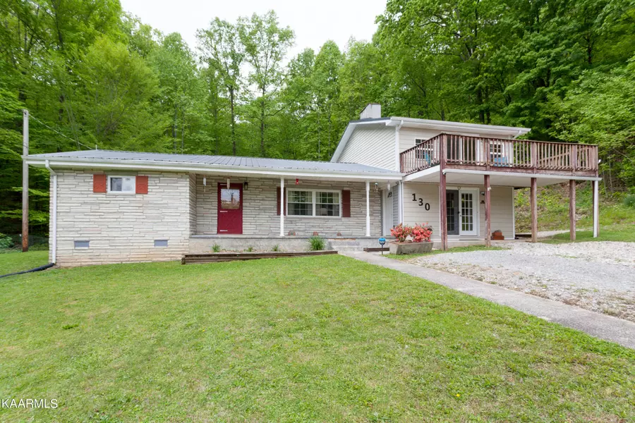 130 Hickory LN, Caryville, TN 37714